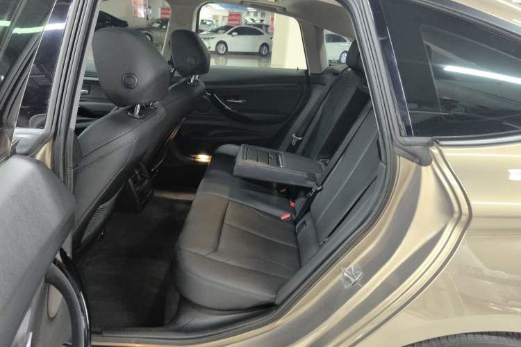 Used BMW 3 Series GT 2018 320i Sport Edition