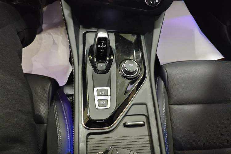 Used Lynk & Co 03 2022 2.0TD DCT JingPro
