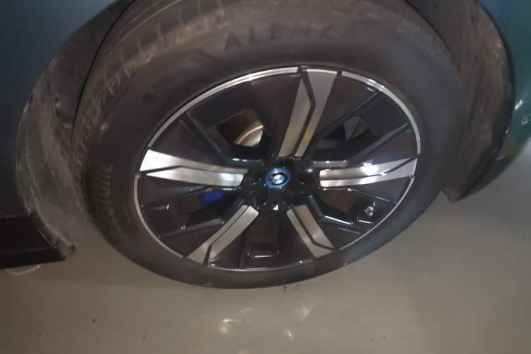 Used BMW iX 2023 xDrive40