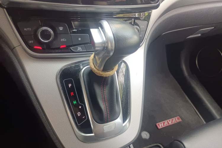 Used Haval H6 2015 Sport Edition 1.5T Automatic Two-Wheel Drive Luxury Model
