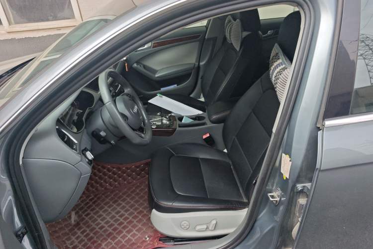 Used Audi A4L 2013 35 TFSI Automatic Technology Edition Left Front Seat