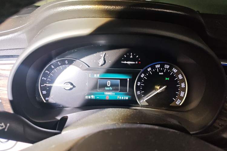 Used Buick GL8 2017 ES 28T Flagship Model China V Standard
