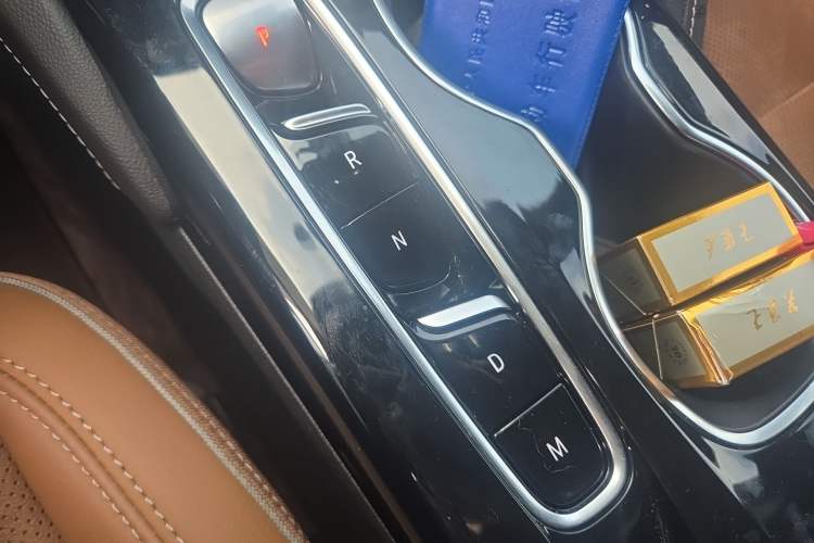 Used Buick Envision 2020 Encore S 652T Four-Wheel Drive Luxury Model