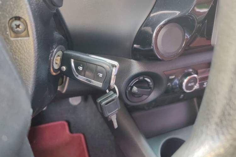 Used Toyota Hilux 2018 2.7L Automatic 4x4 GLX SR5 – Middle East
