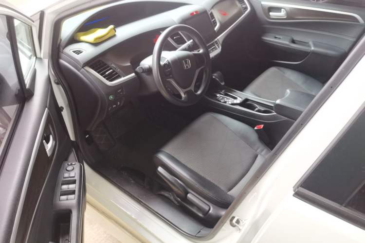 Used Honda Jade 2016 1.8L Automatic Comfort Elite Version 5 Seats