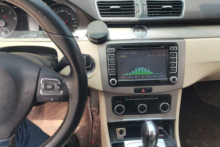 Used Volkswagen Magotan 2012 Revised Version 1.8TSI Leading Edition