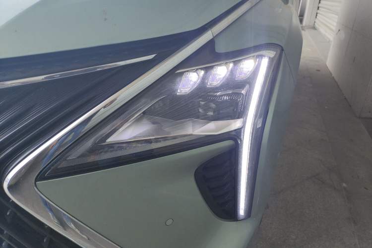 Used FORTHING Yacht 2022 1.5T DCT Lan Yue Edition Left Front Headlight