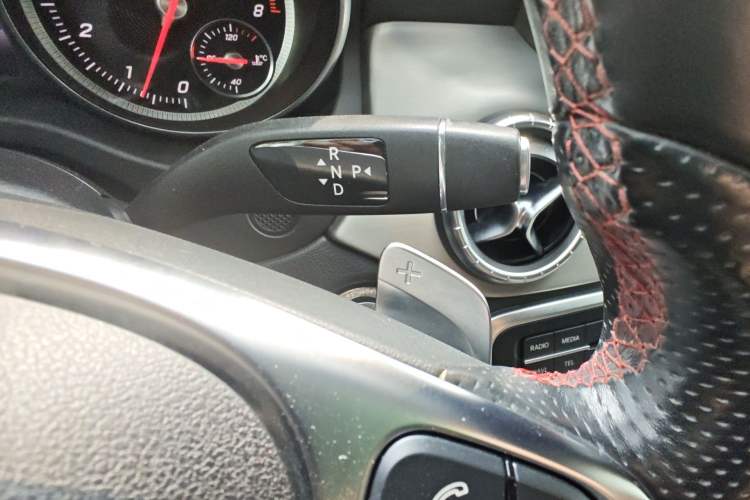 Used Mercedes-Benz CLA 2017 CLA 220 4MATIC Gear Lever