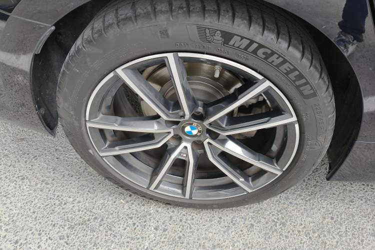 Used BMW 3 Series 2021 Facelifted 320Li M Sport Package Right Rear Wheel Hub