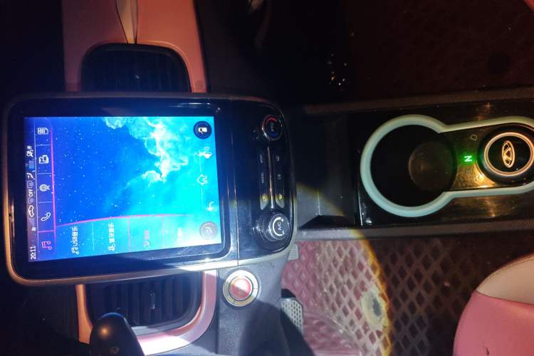 Used Chery Little Ant 2021 Revised Version 150 000 Yuan Ant Fan Edition New Ant Cool Edition Lithium Iron Phosphate Audio And AC Panel