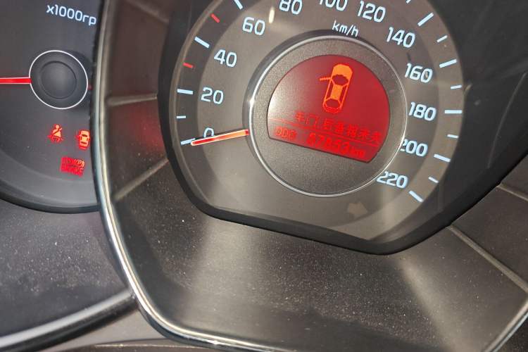 Used Kia K2 2011 Sedan 1.4L MT TOP
