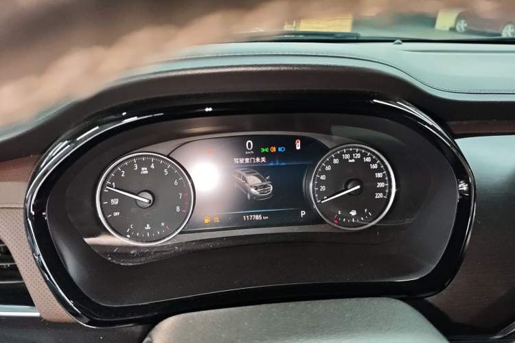 Used Buick GL8 2021 Land Cruiser Executive Class 652T Luxury Model