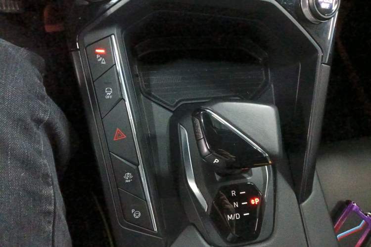 Used Lynk & Co 06 2023 Remix 1.5T Dynamic Halo