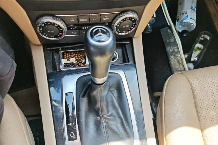 Used Mercedes-Benz GLK-Class 2011 GLK 300 4MATIC Dynamic Model