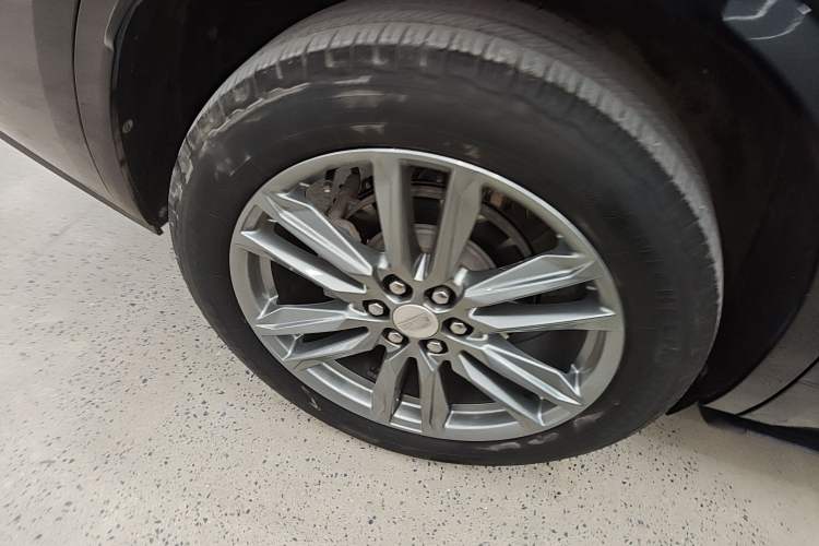 Used Cadillac XT6 2022 2.0T Six-Seater Four-Wheel Drive Luxury 120th Anniversary Limited Edition