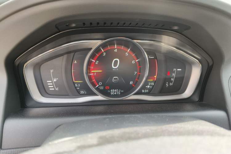 Used Volvo XC60 2017 T5 AWD Smart Range Edition
