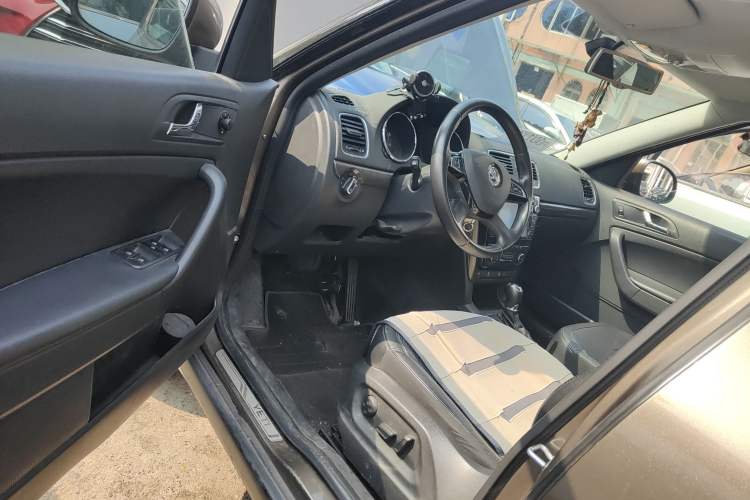 Used Skoda Yeti 2014 1.8TSI DSG All-Wheel Drive Edition Driver Seat