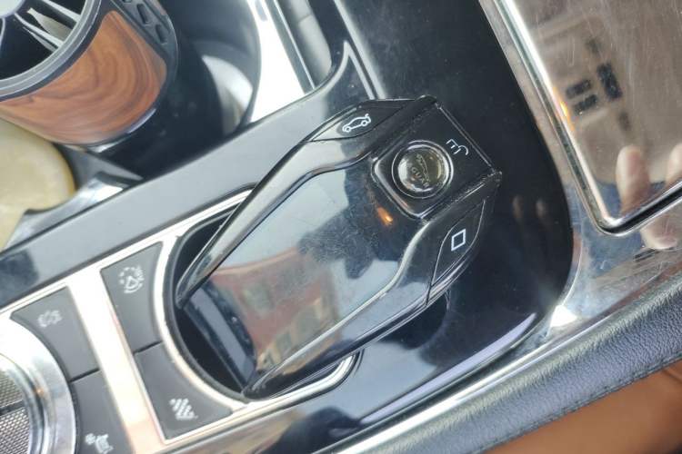 Used Jaguar XJ 
