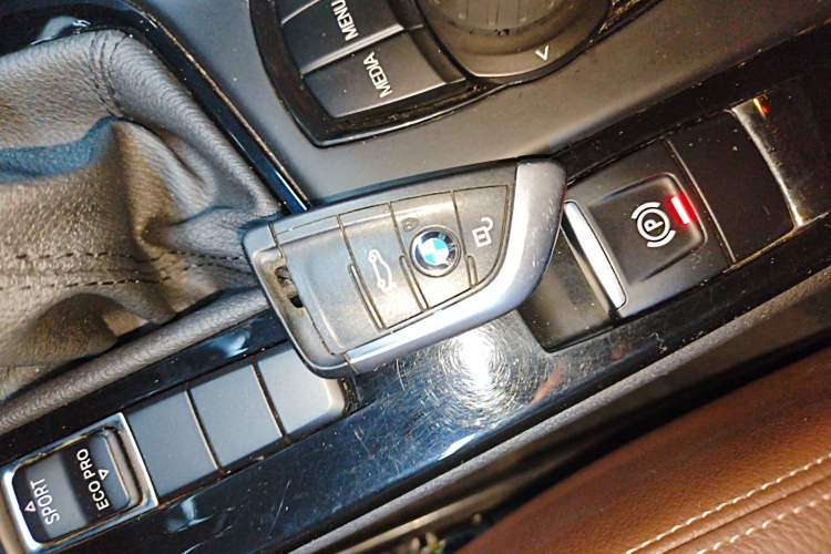 Used BMW X1 2018 sDrive18Li Luxury Model
