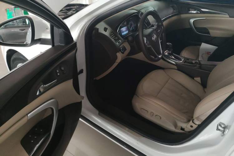 Used Buick Regal 2014 2.0L Elite Fashion Edition Driver Seat