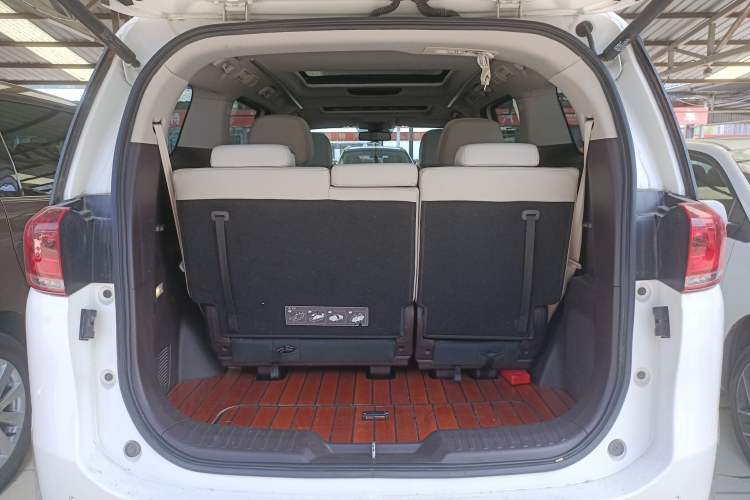 Used GAC Trumpchi M8 2021 Lingxiu Series 390T Deluxe Edition Trunk