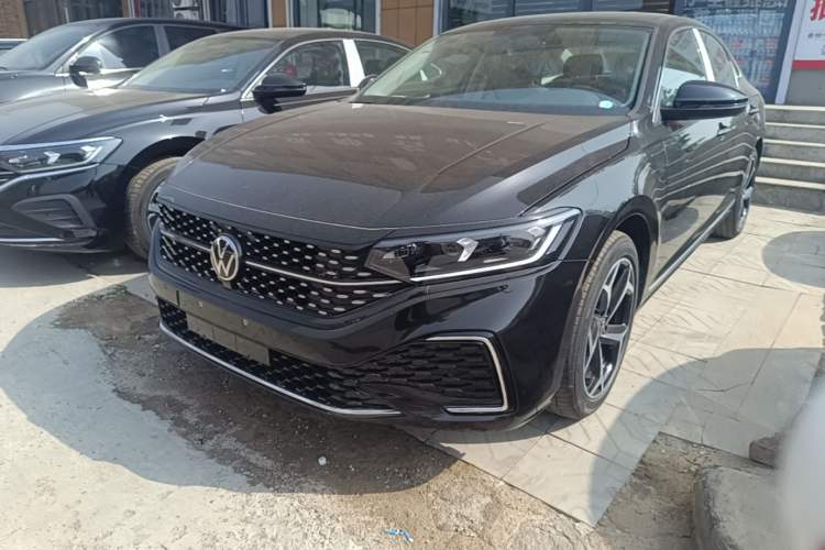 Used Volkswagen Passat 2026 Model, Outstanding 380TSI Xingkong Longteng Edition