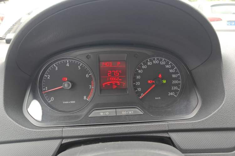 Used Volkswagen Jetta 2013 1.6L Automatic Fashion Model