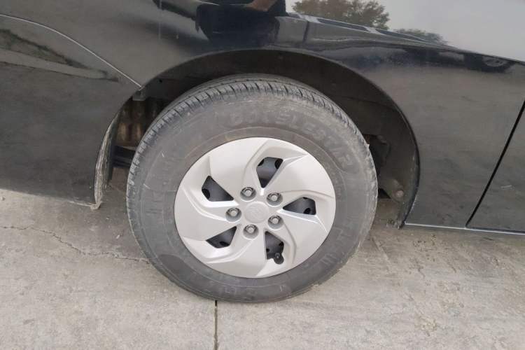 Used JAC Refine M4 2021 2.0L Manual Comfort Edition