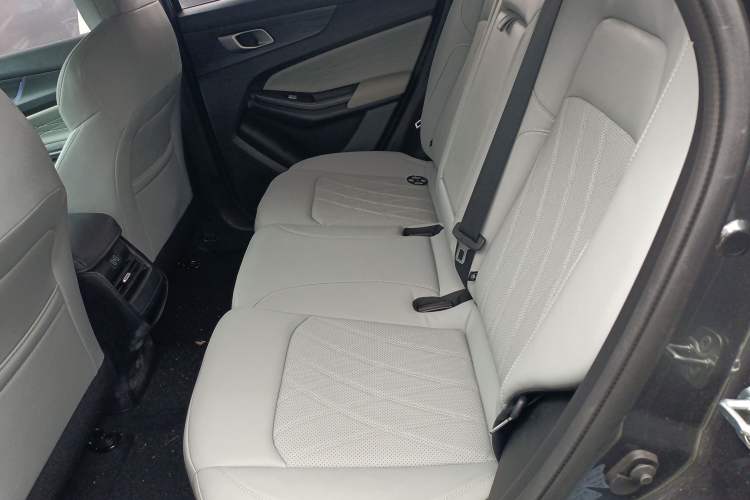 Used CHANGAN NEVO Q05 2025 Truly Delicious Version 125 Deluxe Edition Left Rear Seat