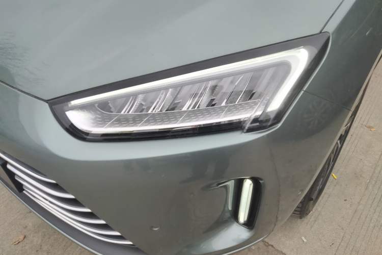 Used Hima AITO M5 2022 Extended-Range Four-Wheel Drive Ultimate Edition Left Front Headlight