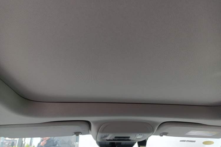 Used Buick Envision 2025 25T Entry-Grade Platinum Edition Headliner