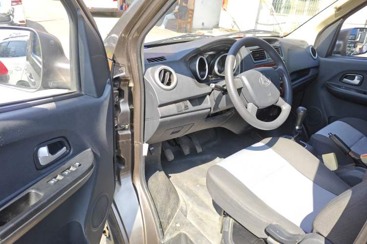 Used Chana Ruixing M60 2019 1.5L Standard Version China VI Emission Standard 5/6 Seats DAM15KR