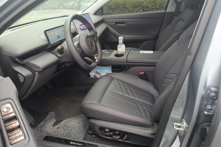 Used Baojun Enjoy 2025 All-Electric 600km Luxury Edition
