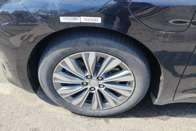 Used Hongqi E-QM5 2024 610 km PLUS