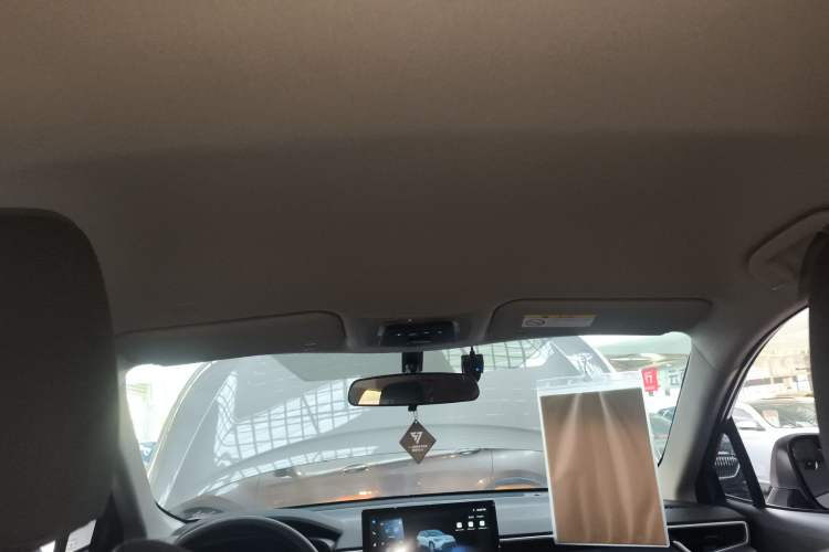 Used Toyota FRONTLANDER 2024 2.0L CVT Elite Edition
