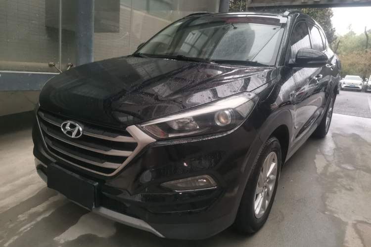 Used Hyundai Tucson 2018 1.6T Dual-Clutch Two-Wheel Drive 15th Anniversary Special Edition