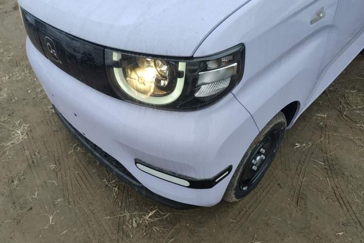 Used Chery QQ Ice Cream 2025 Model 205km Sundae Edition
