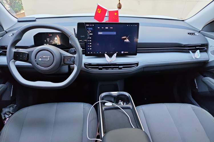 Used Bestune Yueyi 03 2025 445km Quality Selection Edition
