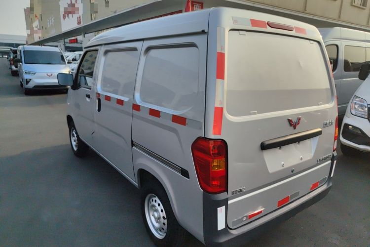 Used Wuling Zhiguang 2023 1.5L Utility Version with Enclosed Windows 2 Seats
