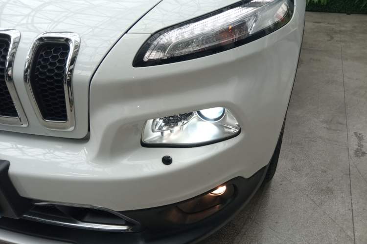 Used Jeep Cherokee 2015 2.4L Elite Edition
