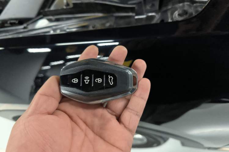 Used JETOUR X70 2024 1.5T DCT Glory PRO 7-Seater