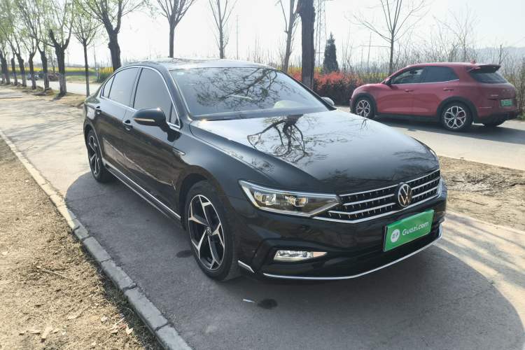 Used Volkswagen Magotan 2023 2 Million Units Commemorative Edition 330TSI DSG Luxury Version Exterior 1
