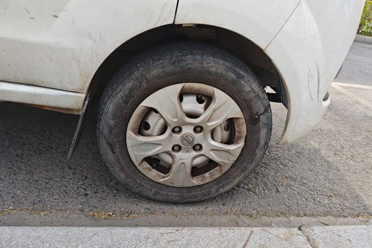 Used Jinbei Hiace X30 