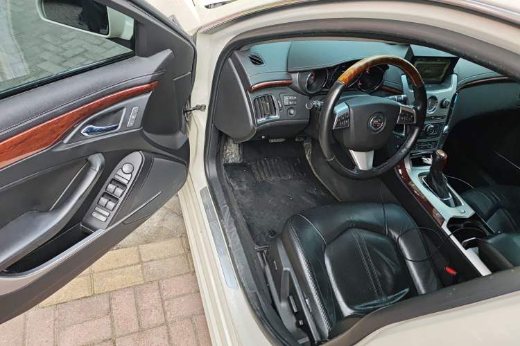 Used Cadillac CTS 2010 3.0 Luxury Sport Edition