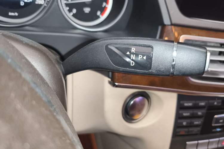 Used Mercedes-Benz E-Class 2015 E 200 L
