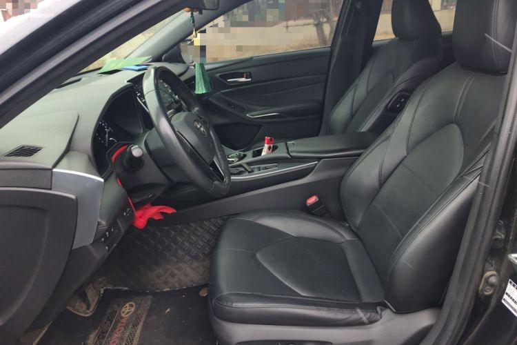 Used Toyota Avalon 2019 Dual-Engine 2.5L Luxury Edition China VI Standard
