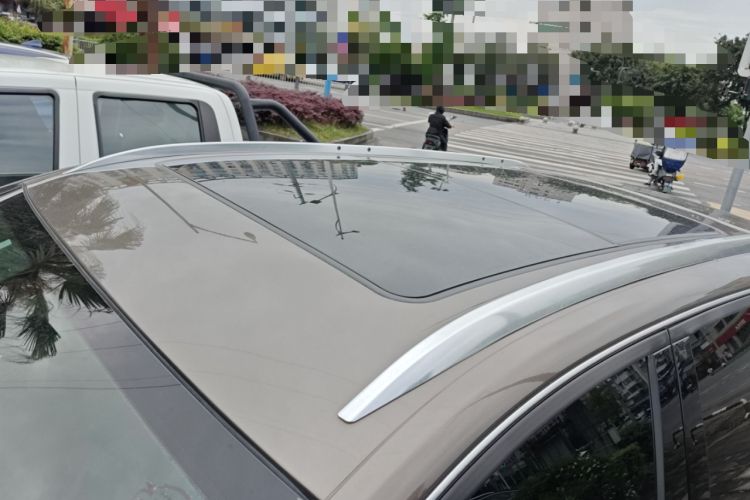 Used Buick Envision 2018 20T Two-Wheel-Drive Elite Model Roof