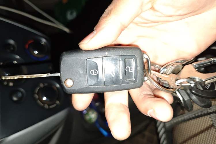 Used Nissan Sunny 2015 1.5XE Manual Comfort Edition
