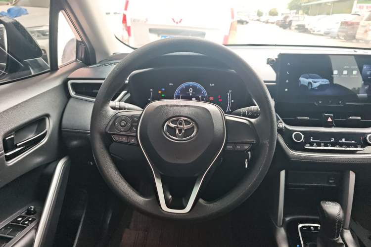 Used Toyota FRONTLANDER 2023 2.0L CVT Elite Edition
