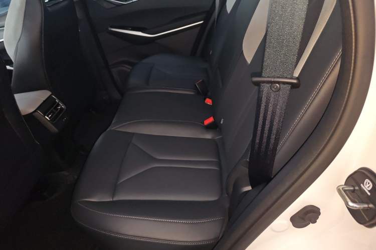 Used CHANGAN CS75 PLUS 2025 Model, 3rd Generation Champion Edition 1.5T Jinghang Version
